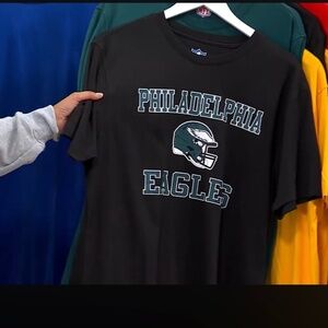 NFL Short Sleeve Eagles T-Shirt. Size.XXL - New